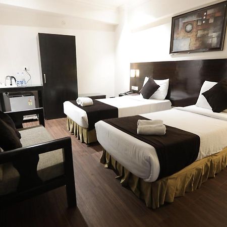 Anr Hotels Lakhnaú Exteriér fotografie