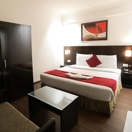 Anr Hotels Lakhnaú Exteriér fotografie