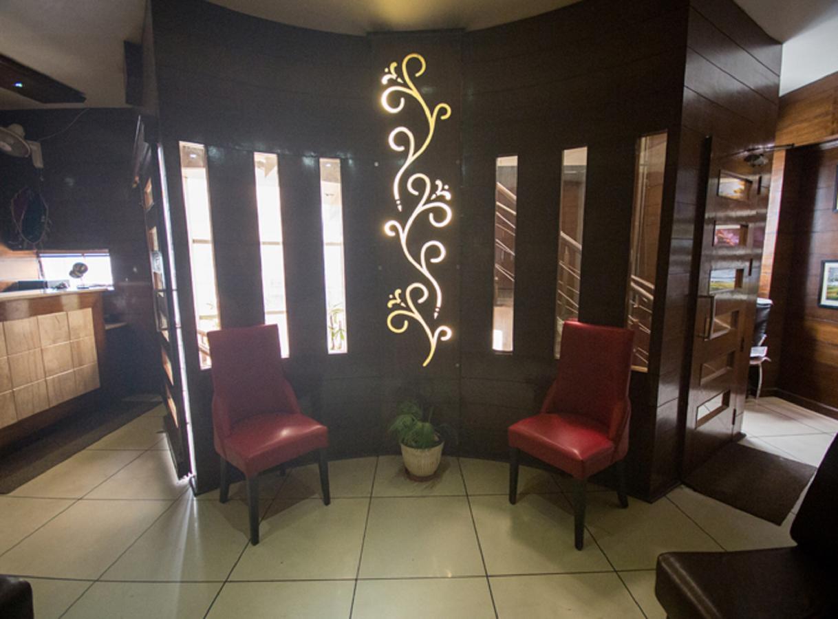 Anr Hotels Lakhnaú Exteriér fotografie
