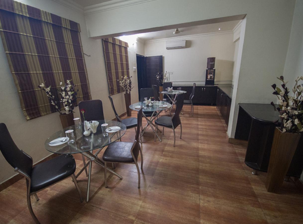 Anr Hotels Lakhnaú Exteriér fotografie